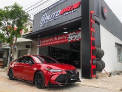 Toyota Avalon TRD 2020 đầu tiên tại Việt Nam xuất hiện trên phố Cần Thơ