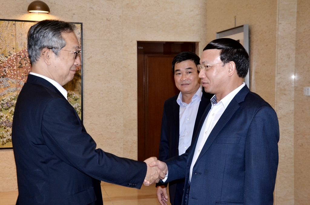 Tại buổi làm việc, lãnh đạo tỉnh Quảng Ninh và ngài Đại sứ Nhật Bản khẳng định sẽ thúc đẩy hơn nữa mối quan hệ giữa Quảng Ninh và Nhật Bản trên tất cả các lĩnh vực.