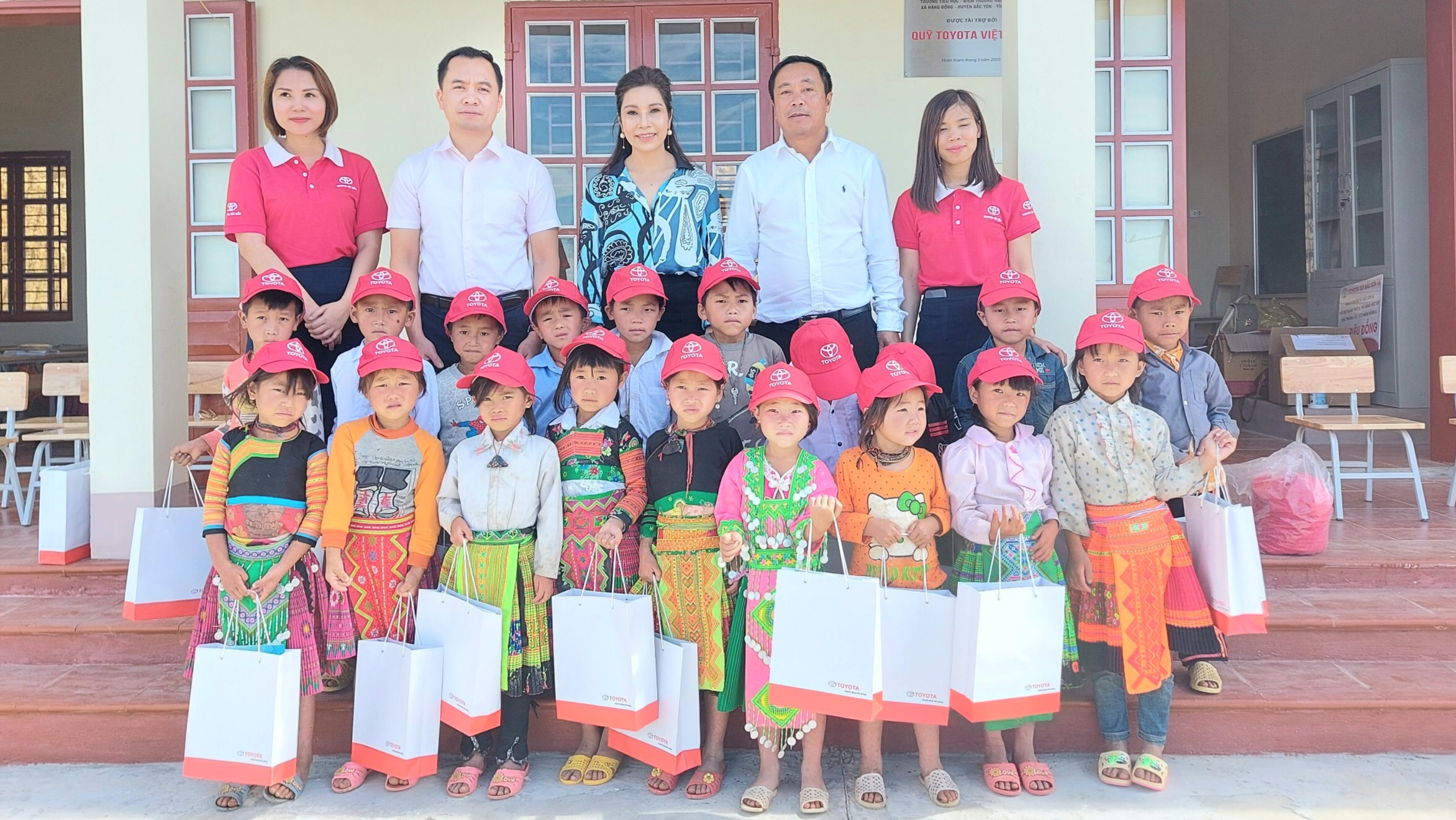 Quỹ Toyota Việt Nam hỗ trợ xây dựng điểm trường cho trẻ em vùng cao
