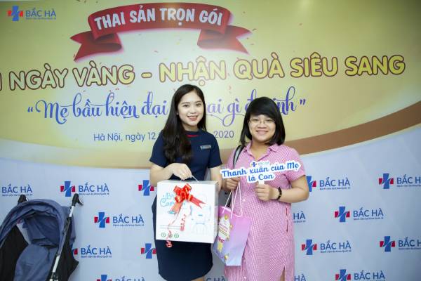 Hơn 300 bà bầu tham gia “Ngày vàng thai sản - Nhận quà siêu sang”