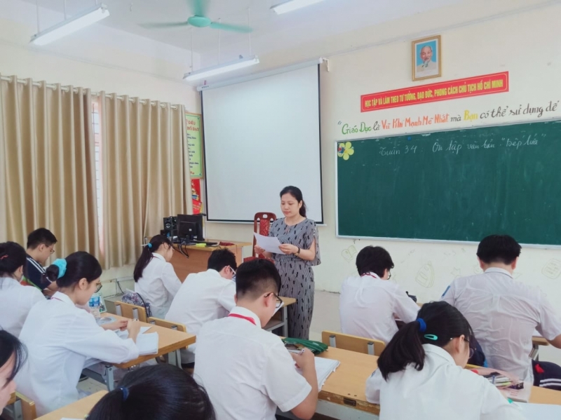 Cô Lưu Hoàng Trang, giáo viên dạy Văn, trường THCS Ngọc Lâm (quận Long Biên, Hà Nội)