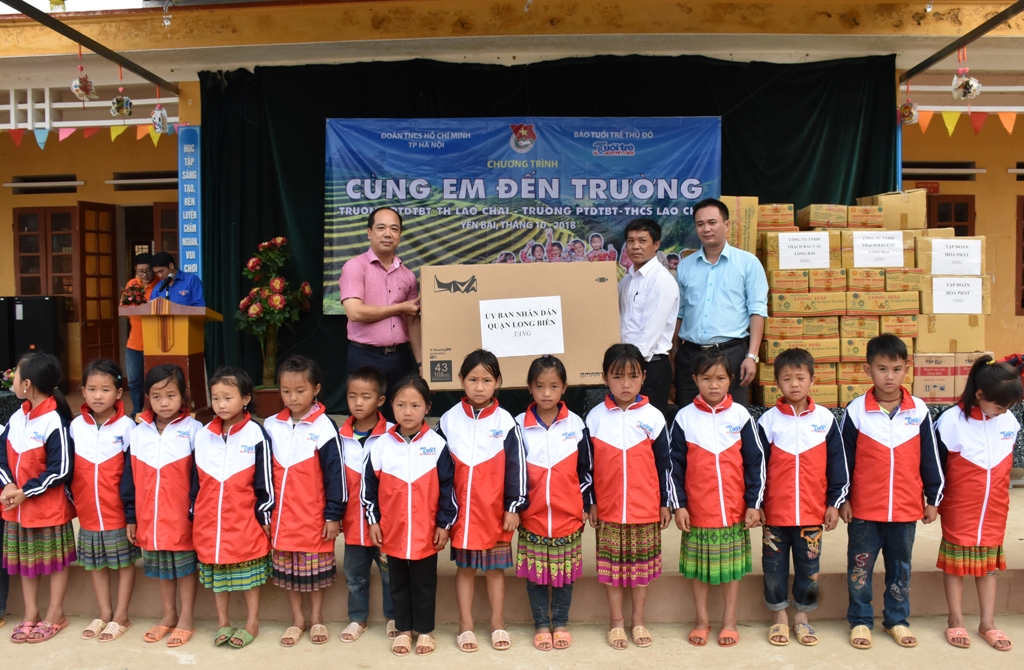 Chương trình “Cùng em đến trường” của báo Tuổi trẻ Thủ đô đã tạo hiệu ứng lan tỏa, được đánh giá cao