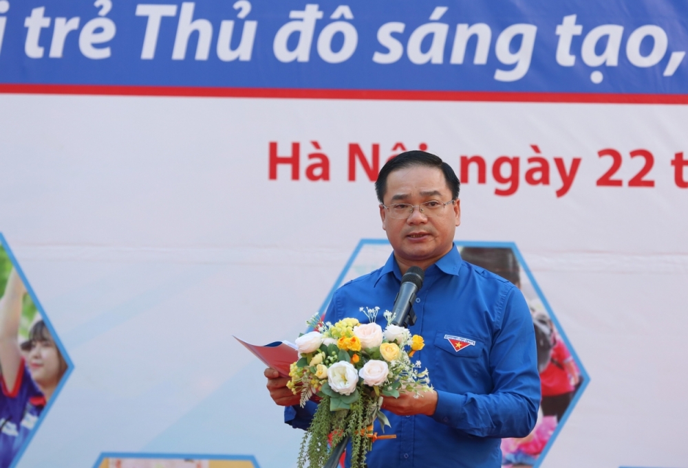 Đồng chí Nguyễn Ngọc Việt, Ủy viên Ban Thường vụ Trung ương Đoàn, Thành ủy viên, Bí thư Thành đoàn Hà Nội phát động Chiến dịch