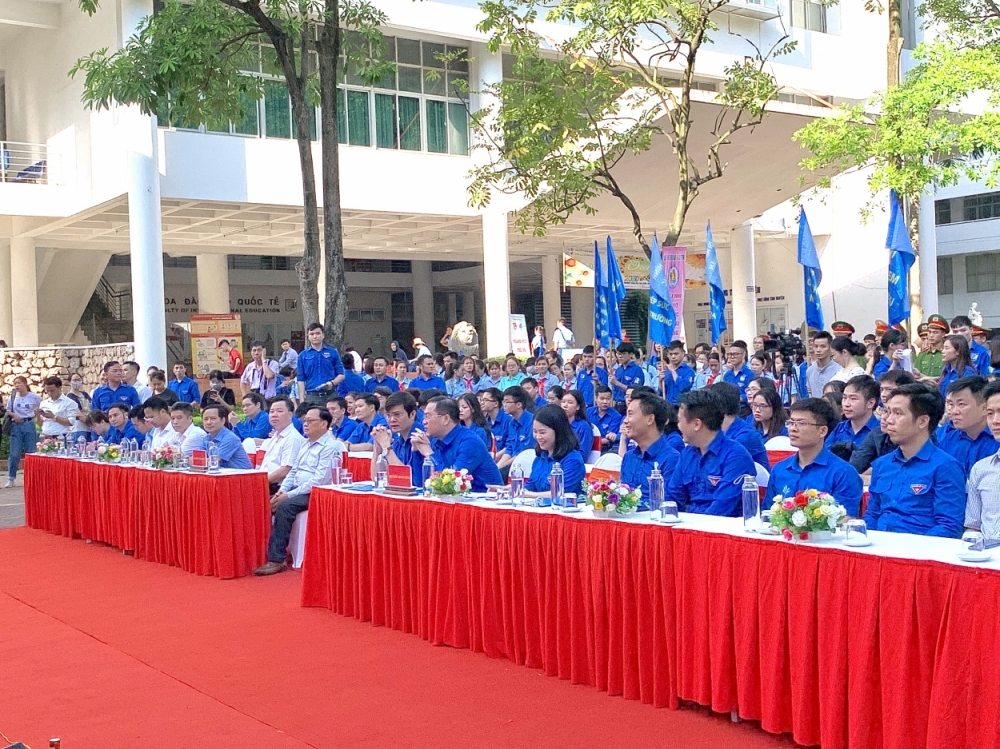 Quang cảnh Lễ ra quân