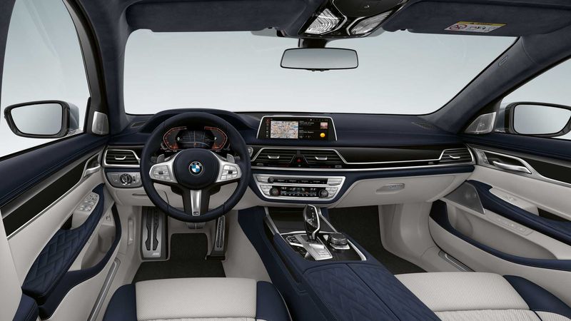 BMW 7 Series có thêm các động cơ dầu diesel 6 xi-lanh thẳng hàng mạnh mẽ và tiết kiệm nhiên liệu hơn