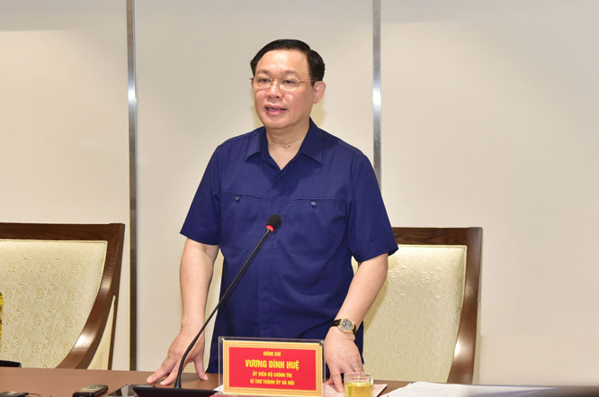 Đồng chí Vương Đình Huệ, Ủy viên Bộ Chính trị, Bí thư Thành ủy Hà Nội