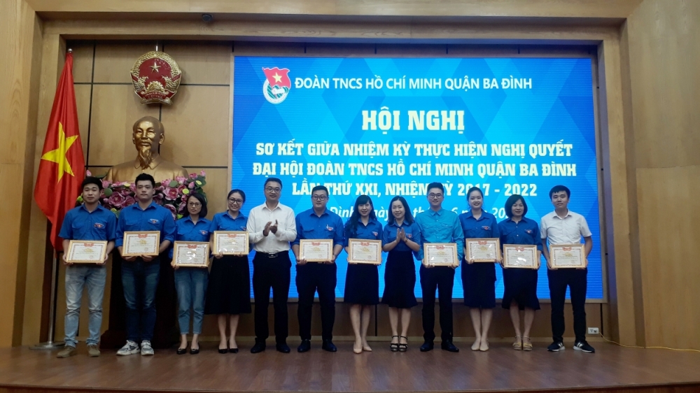 Hội nghị được tổ chức nhằm đánh giá những kết quả đã đạt được và những hạn chế giữa nhiệm kỳ vừa qua