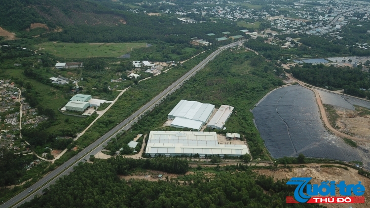 Năm 2019, UBND TP Đà Nẵng đã có thông báo thống nhất về nguyên tắc cho Công ty CP Môi trường đô thị Việt Nam được đổi mới công nghệ xử lý chất thải rắn bằng công nghệ đốt rác phát điện tại Nhà máy Xử lý chất thải rắn Khánh Sơn