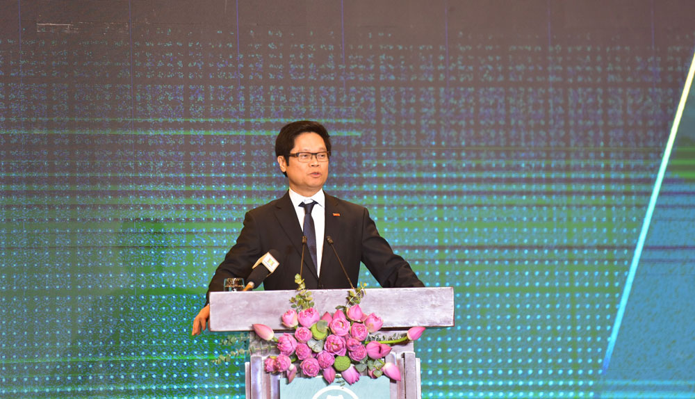 Chủ tịch VCCI Vũ Tiến Lộc phát biểu tại Hội nghị