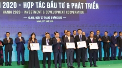 Hà Nội trao quyết định chủ trương, ghi nhận đề xuất đầu tư cho 120 dự án