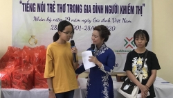 Tiếng nói trẻ thơ trong gia đình người khiếm thị