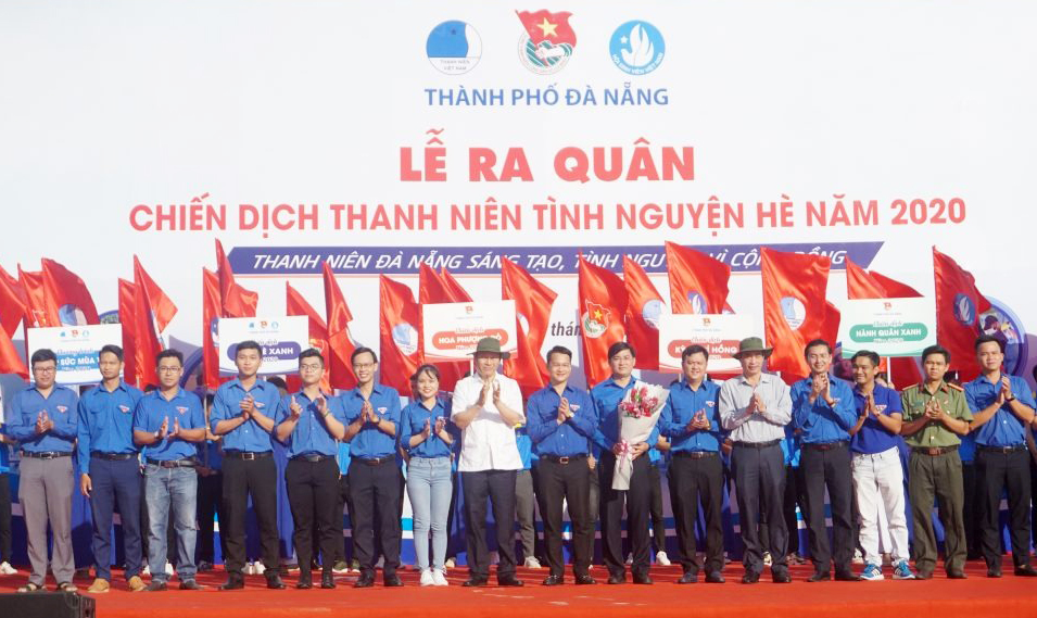 Tuổi trẻ Đà Nẵng sôi nổi ra quân Chiến dịch Thanh niên tình nguyện hè