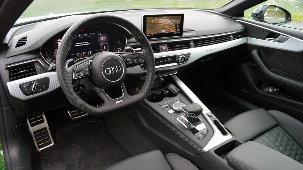 Với tên gọi mới, Audi Sport chuẩn bị giới thiệu các phiên bản RS cầu sau mạnh mẽ