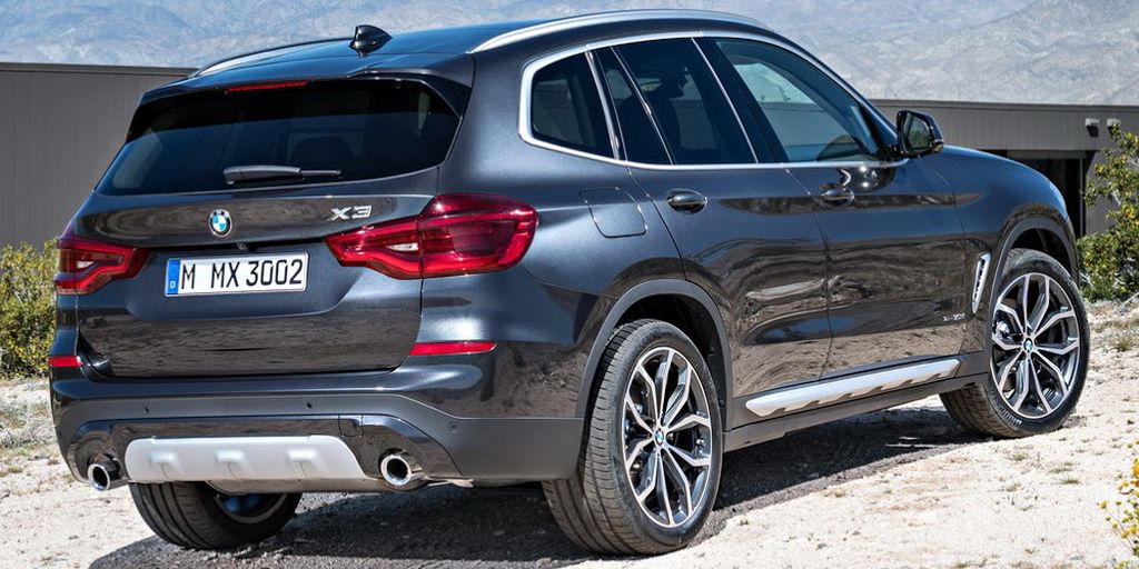BMW X3 2018 đã cải tiến so với thế hệ thứ hai như thế nào?