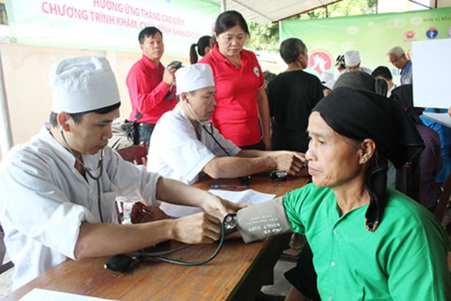 Hội Chữ thập đỏ TP Hà Nội bắt đầu chuyến “Hành trình tri ân” tại các tỉnh miền Trung