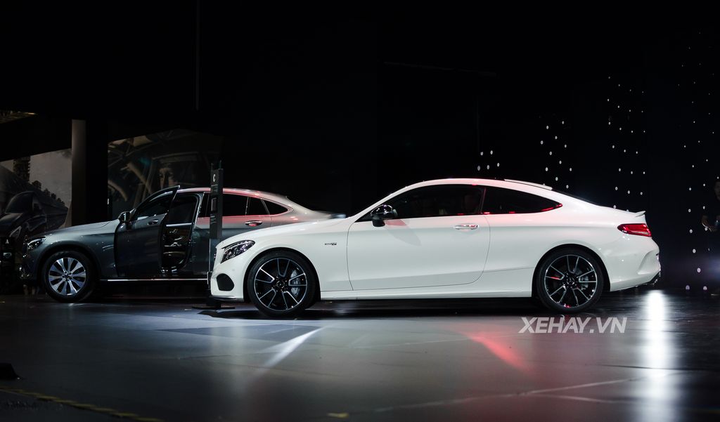 Cận cảnh Mercedes-AMG C43 4Matic Coupe tại Mercedes Fascination 2017