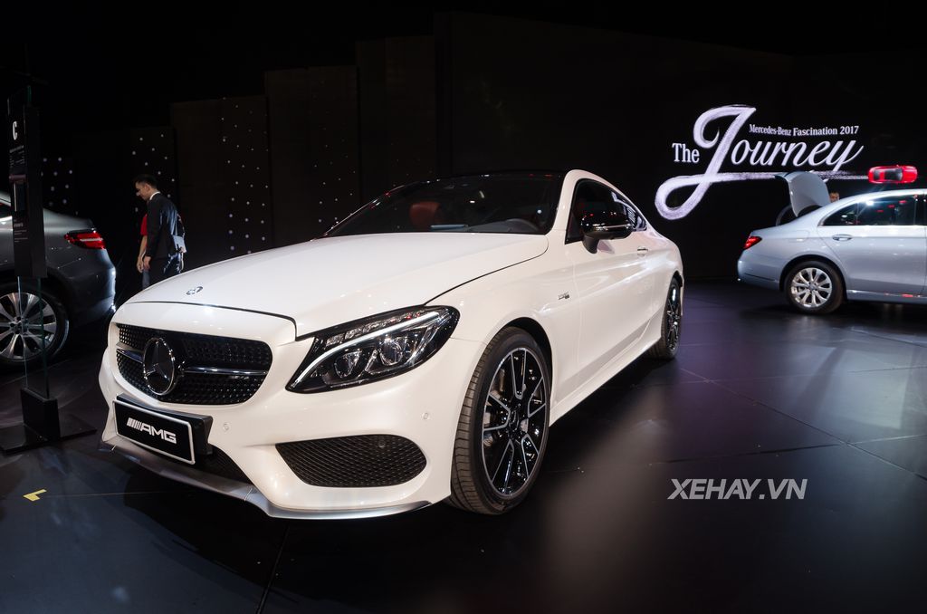 Cận cảnh Mercedes-AMG C43 4Matic Coupe tại Mercedes Fascination 2017