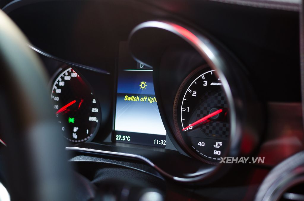 Cận cảnh Mercedes-AMG C43 4Matic Coupe tại Mercedes Fascination 2017