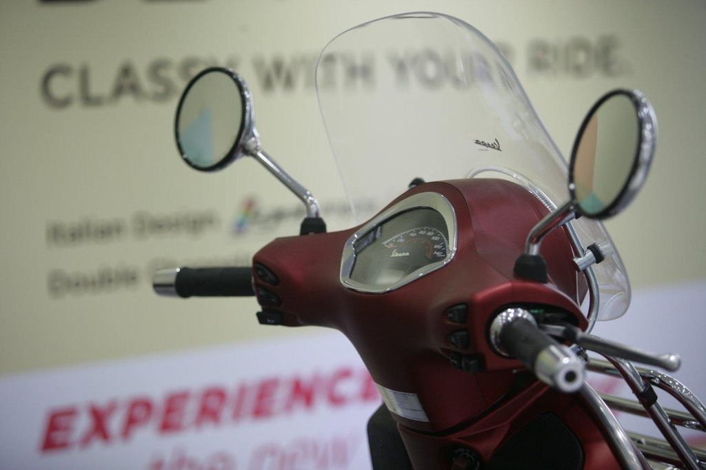 Vespa GTS 2017 lắp ráp tại Việt Nam chính thức lộ diện