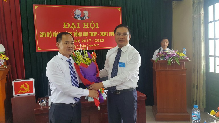Đồng chí Nguyễn Đức Tuấn được bầu giữ chức Bí thư chi bộ Văn phòng Tổng đội TNXP-XDKT Thủ đô