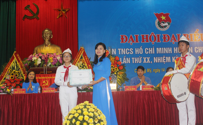 Đồng chí Nguyễn Thị Kim Anh giữ chức vụ Bí thư Huyện đoàn Chương Mỹ