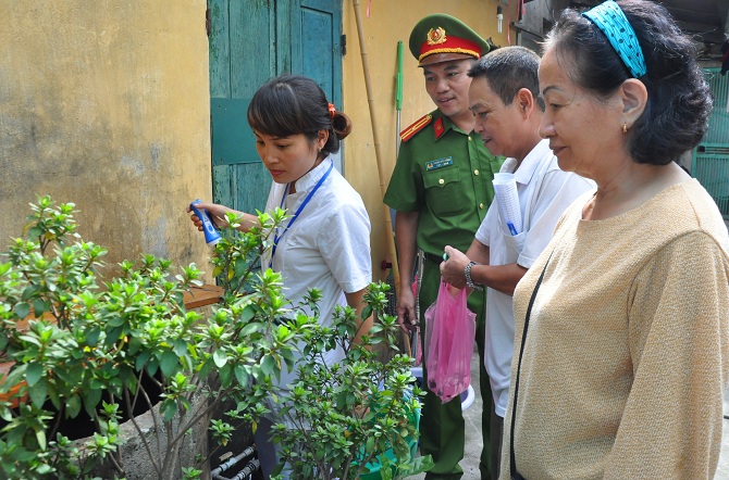 Đối phó các ổ dịch bệnh mùa hè