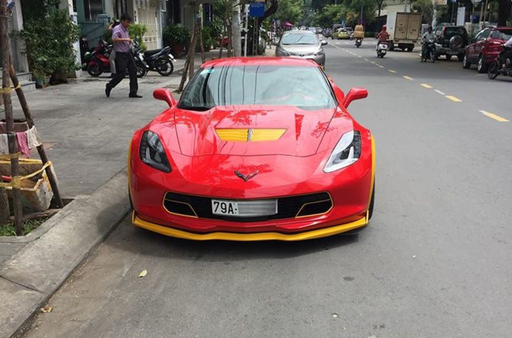 Sốc với hình ảnh “nóng mắt” của Chevrolet Corvette C7 Z06 tại Nha Trang