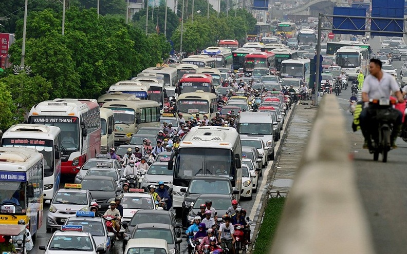 Thủ tướng làm Trưởng ban BCĐ chống ùn tắc giao thông tại Hà Nội và TPHCM