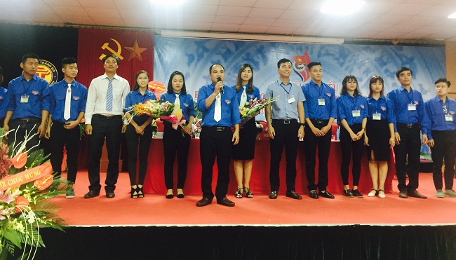 15 đồng chí được bầu vào Ban chấp hành Đoàn Thanh niên trường Đại học Thành Đô