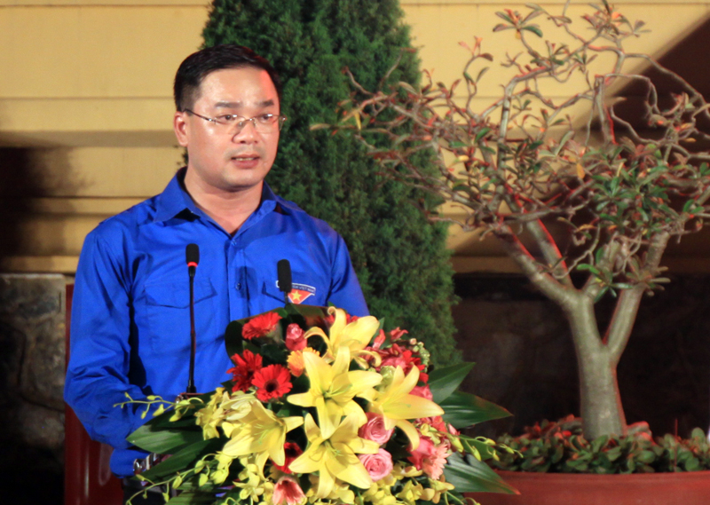 Đồng chí Nguyễn Ngọc Việt, Phó Bí thư Thành đoàn đọc diễn văn Kỷ niệm 70 năm Ngày Thương binh, liệt sỹ