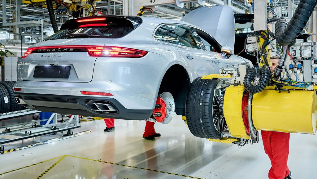Porsche Panamera Sport Turismo đã chính thức được lắp ráp tại nhà máy Leipzig