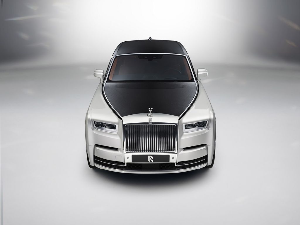 Rolls-Royce Phantom hoàn toàn mới - chiếc xe sang trọng bậc nhất chính thức được ra mắt