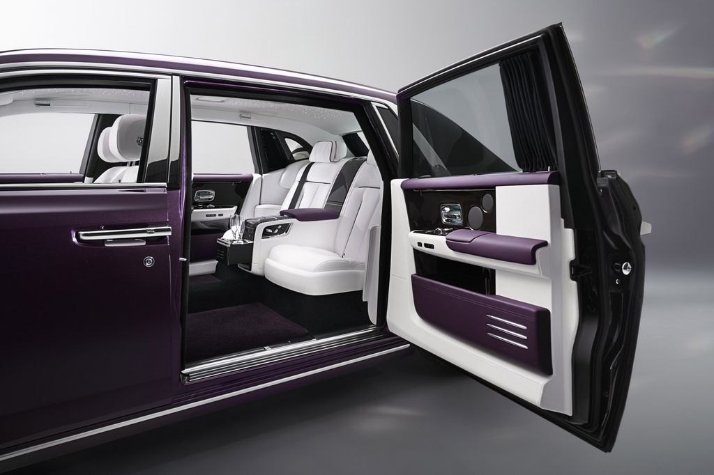 Rolls-Royce Phantom hoàn toàn mới - chiếc xe sang trọng bậc nhất chính thức được ra mắt