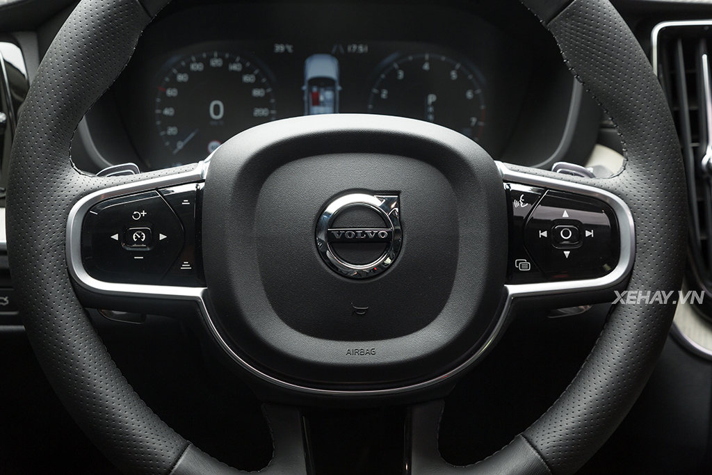 [ĐÁNH GIÁ XE] Volvo XC60 T6 AWD - Sự giao thoa giữa văn hóa và công nghệ - Phần 1