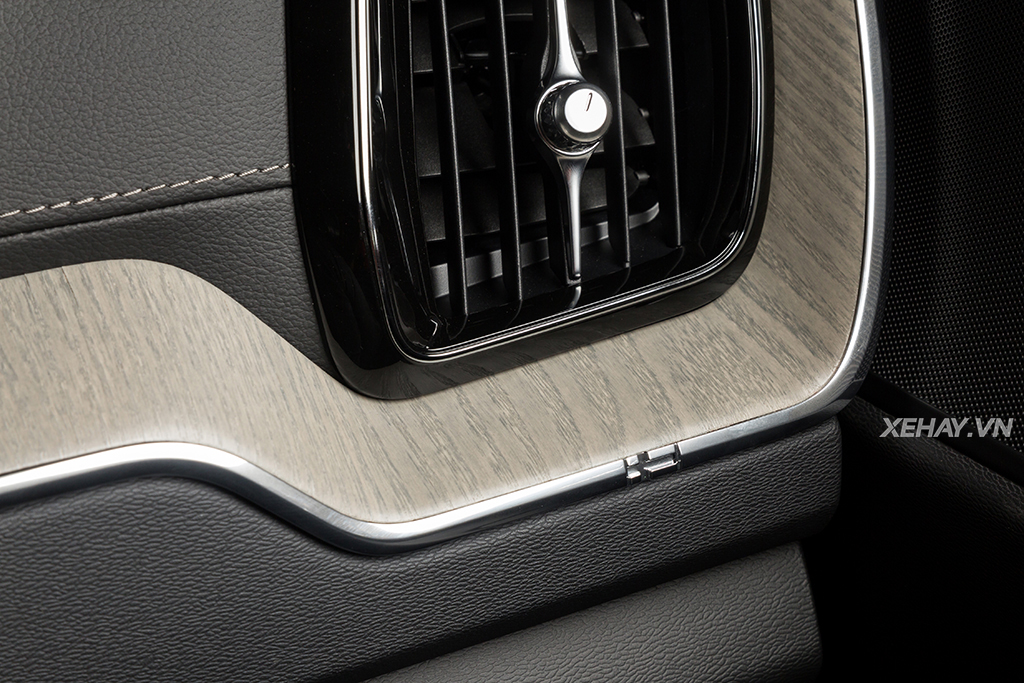 [ĐÁNH GIÁ XE] Volvo XC60 T6 AWD - Sự giao thoa giữa văn hóa và công nghệ - Phần 1