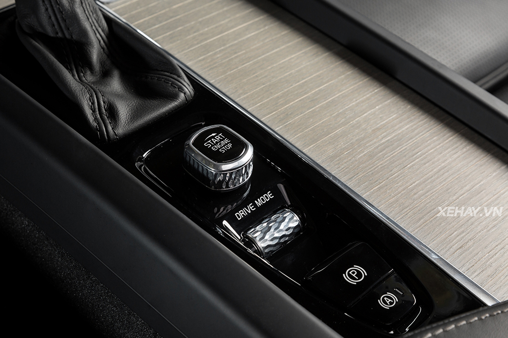 [ĐÁNH GIÁ XE] Volvo XC60 T6 AWD - Sự giao thoa giữa văn hóa và công nghệ - Phần 1