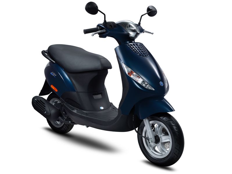 Piaggio Việt Nam giới thiệu các phiên bản mới của Vespa, Zip, Liberty