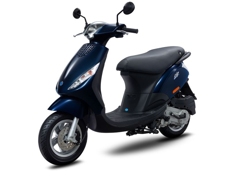 Piaggio Việt Nam giới thiệu các phiên bản mới của Vespa, Zip, Liberty