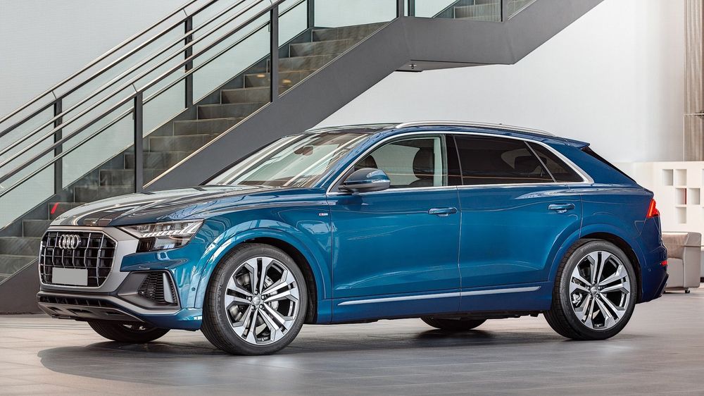 Audi Q8 sở hữu màu sơn Galaxy Blue Metallic thu hút mọi ánh nhìn