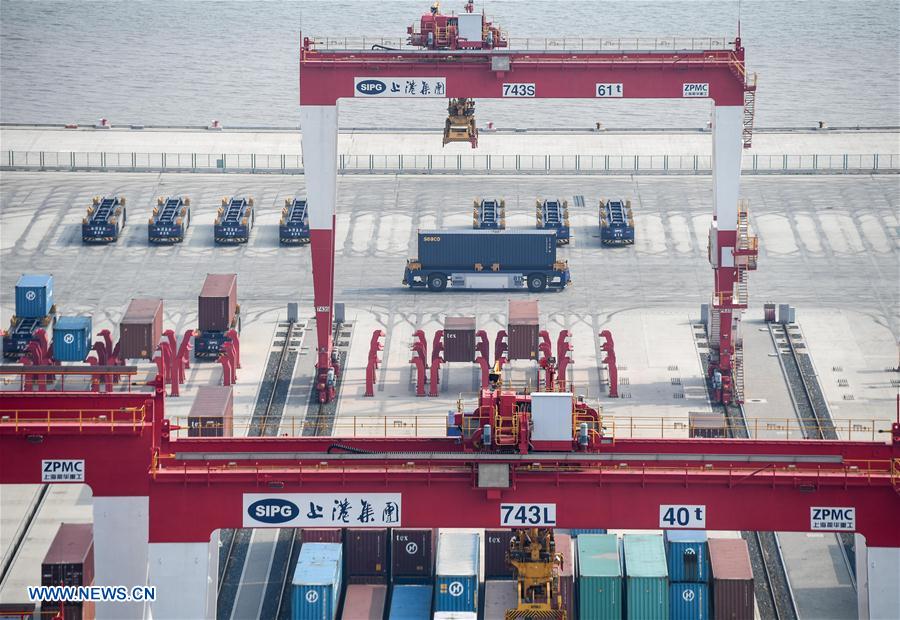 Mỹ chính thức đánh thuế 25% hàng nhập khẩu từ Trung Quốc