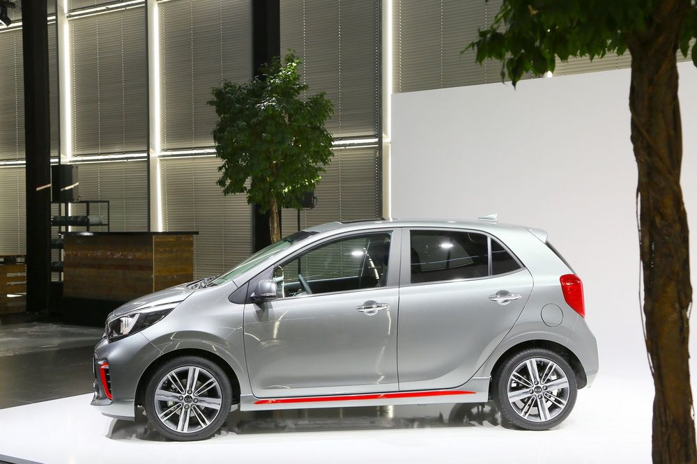 Kia Picanto/ Morning 2018 với trang bị động cơ turbo T-GDI 1.0 lít có giá từ 406 triệu VNĐ