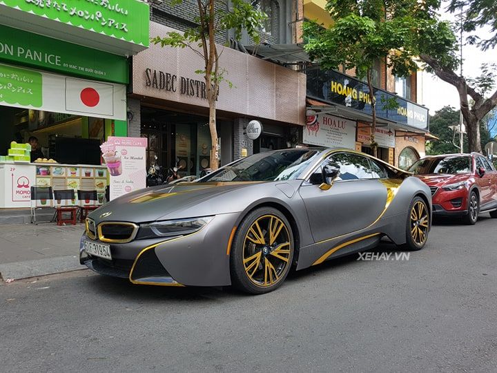 Bắt gặp BMW i8 - xe thể thao điện từng một thời 