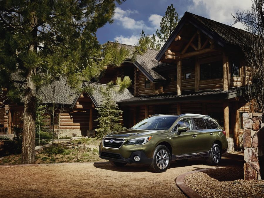 Subaru Legacy và Outback 2019 bổ sung nhiều công nghệ an toàn, giá bán cũng tăng nhẹ