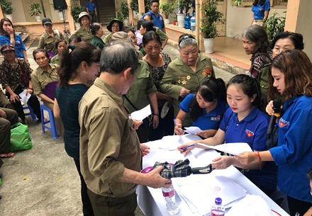 Bài 1: Món quà nghĩa tình tặng cựu thanh niên xung phong