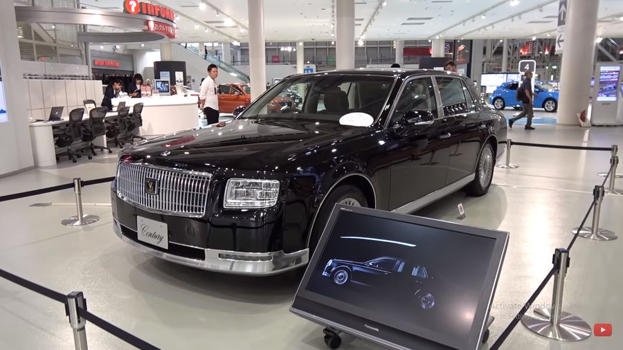 [VIDEO] Gặp gỡ Toyota Century - 