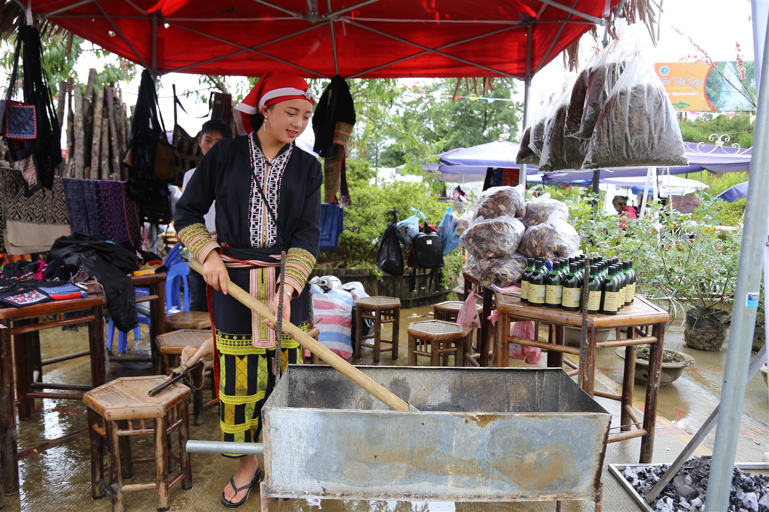 Đến Lễ hội Ẩm thực và không gian văn hoá Tây Bắc 2018 và sống trong những món ngon