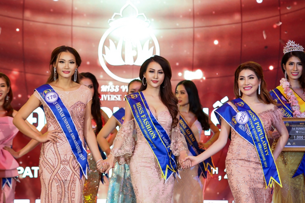 Các thí sinh nhận giải phụ