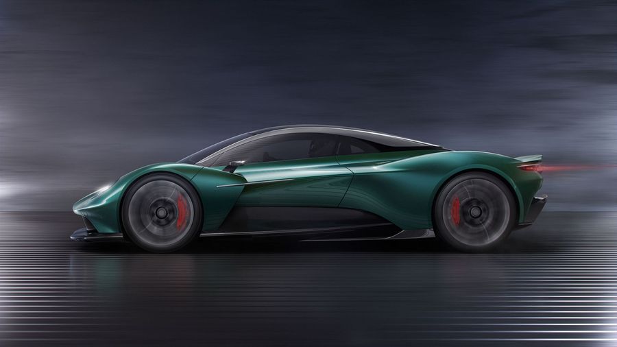 Aston Martin Vanquish mới có lẽ sẽ được cung cấp hộp số sàn
