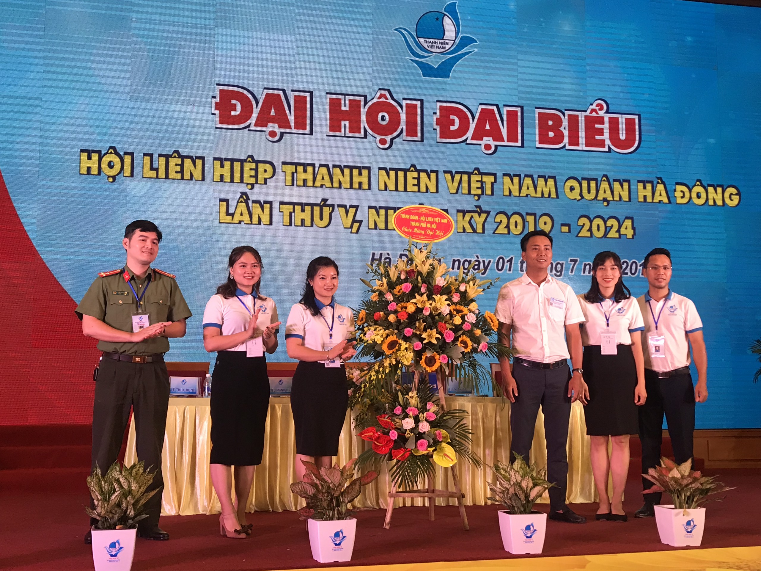 Chị Bùi Thị Thu Trang tái cử chức danh Chủ tịch Hội LHTN Quận Hà Đông