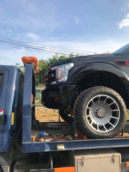 Mới về nước, Ford F-150 Harley-Davidson thứ 3 tại Việt Nam đã 